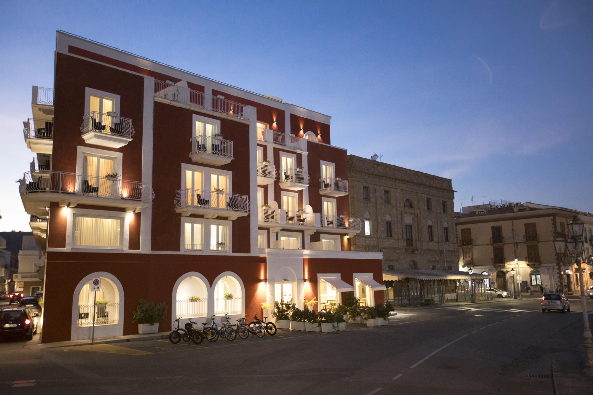 Lu' Hotel Riviera Carloforte  Exterior foto